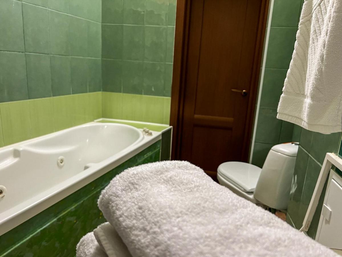 Apartment In The Historic Center Kiev Buitenkant foto