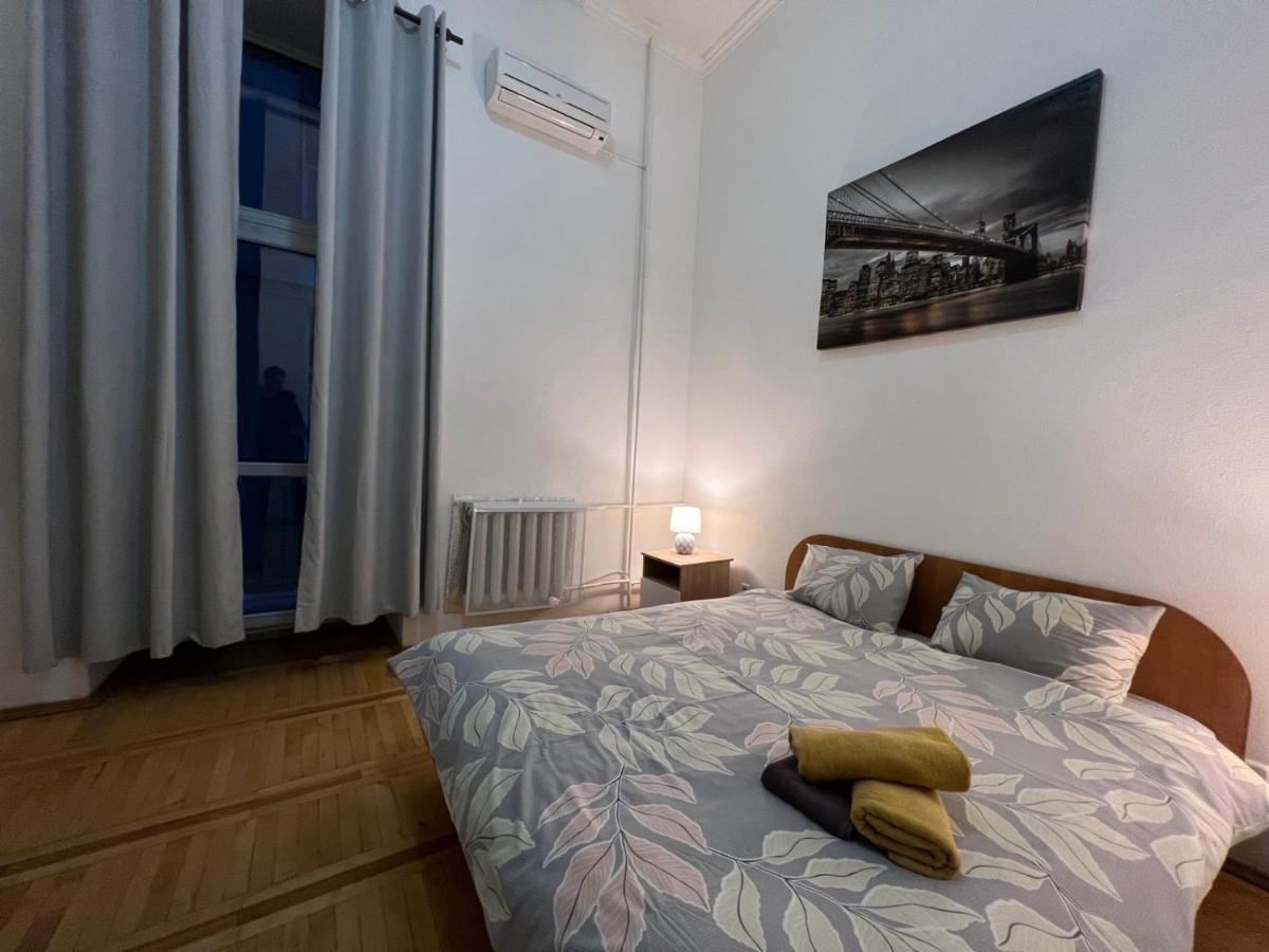 Apartment In The Historic Center Kiev Buitenkant foto